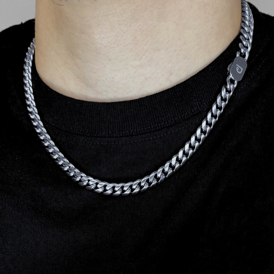 CUBAN LINK CHAIN NECKLACE 8MM