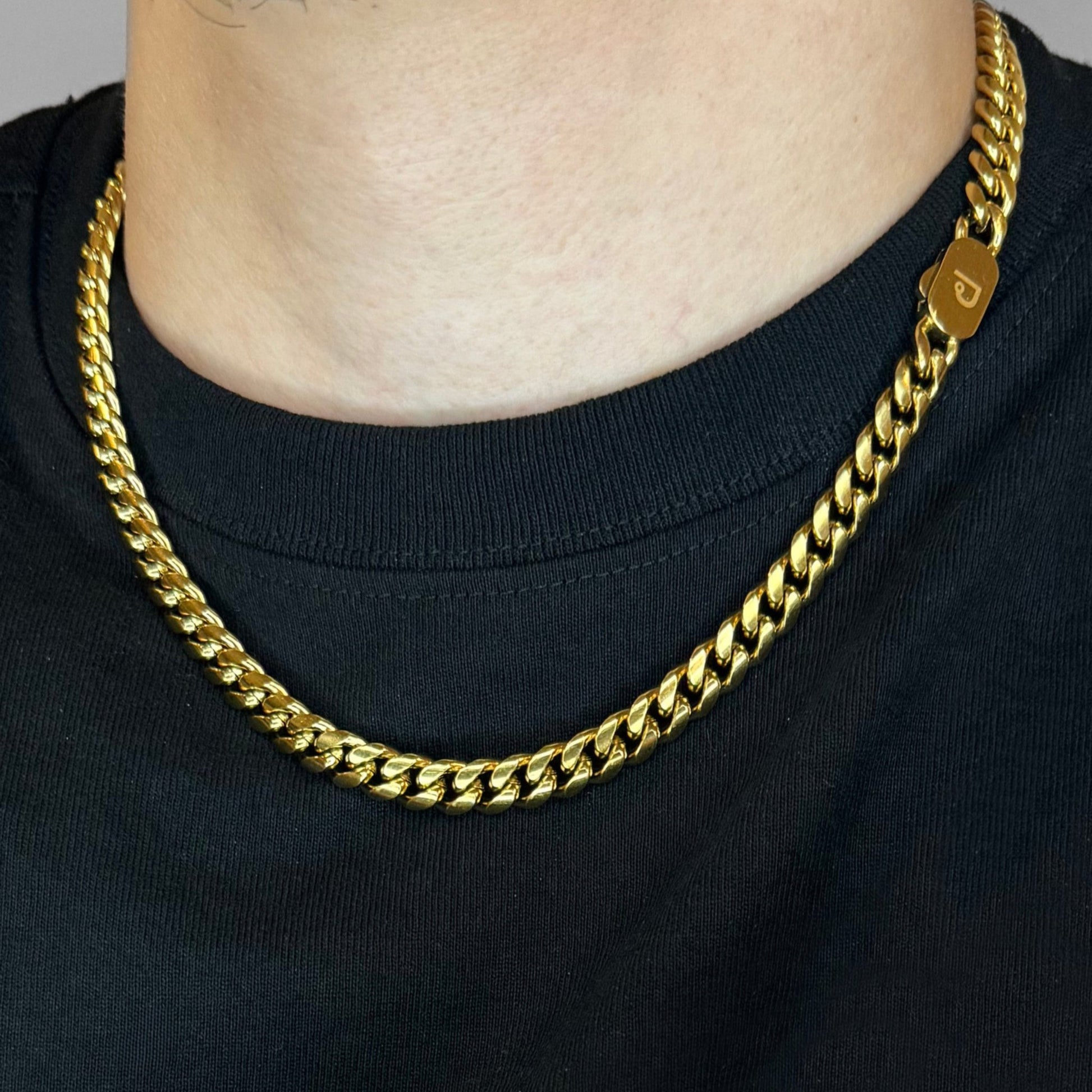 CUBAN LINK CHAIN 8MM GOLD