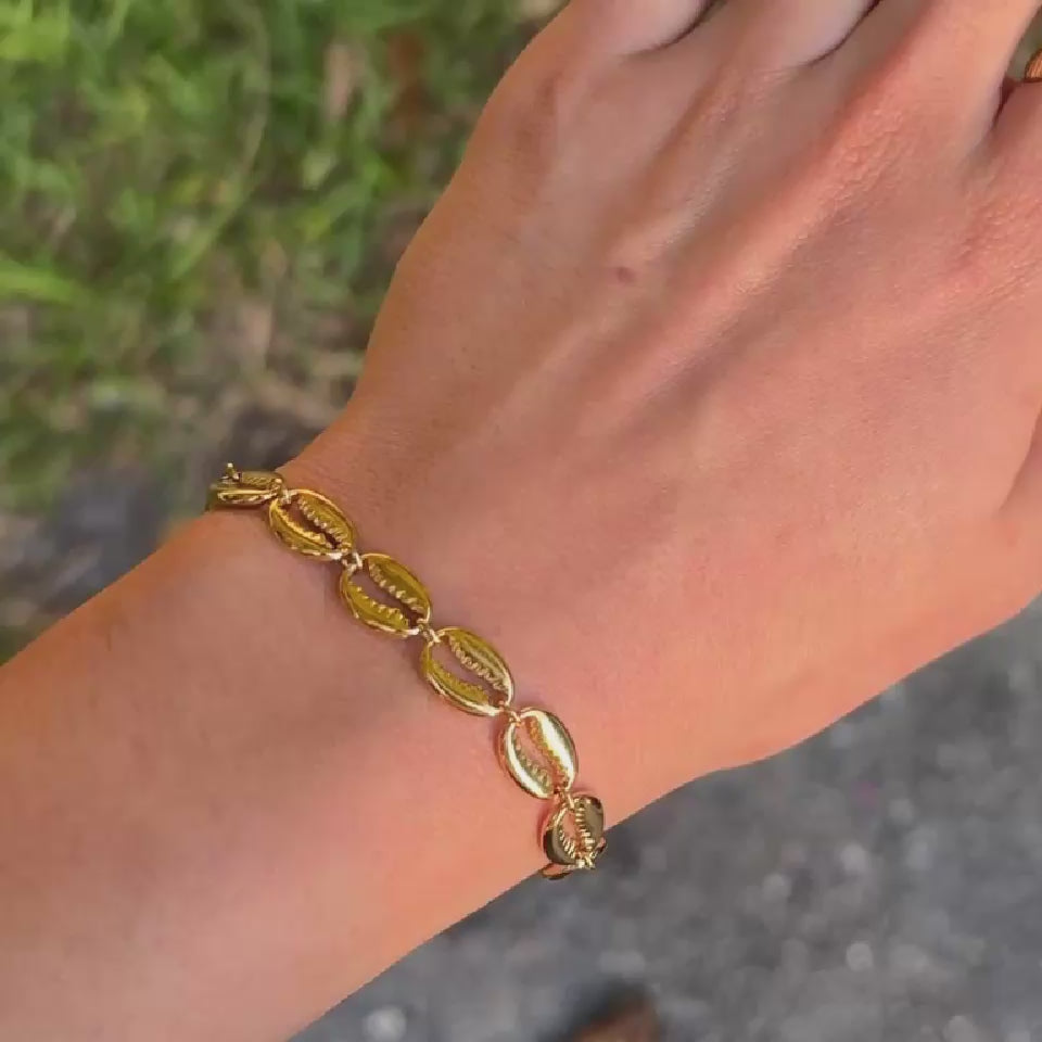 Cowrie shell bracelet gold water proof beach jewelry permanent beach summer jewelry 