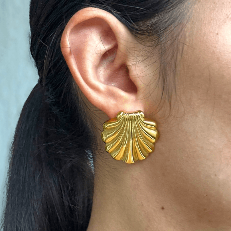 Gold shell earring beach summer jewelry permanent jewelry